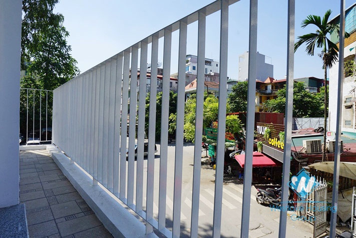 A brand new modern and bright studio for rent in Ba Dinh District